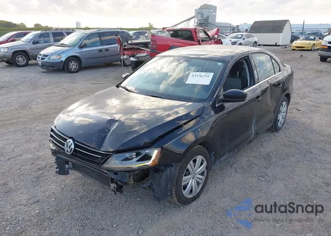 2017 Volkswagen Jetta 1.4T S z USA, uszkodzony, nr VIN 3VW2B7AJXHM332374